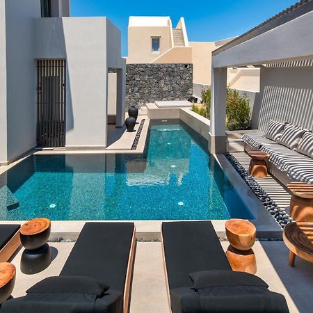 Uma Ray Suites Fira  Eksteriør bilde