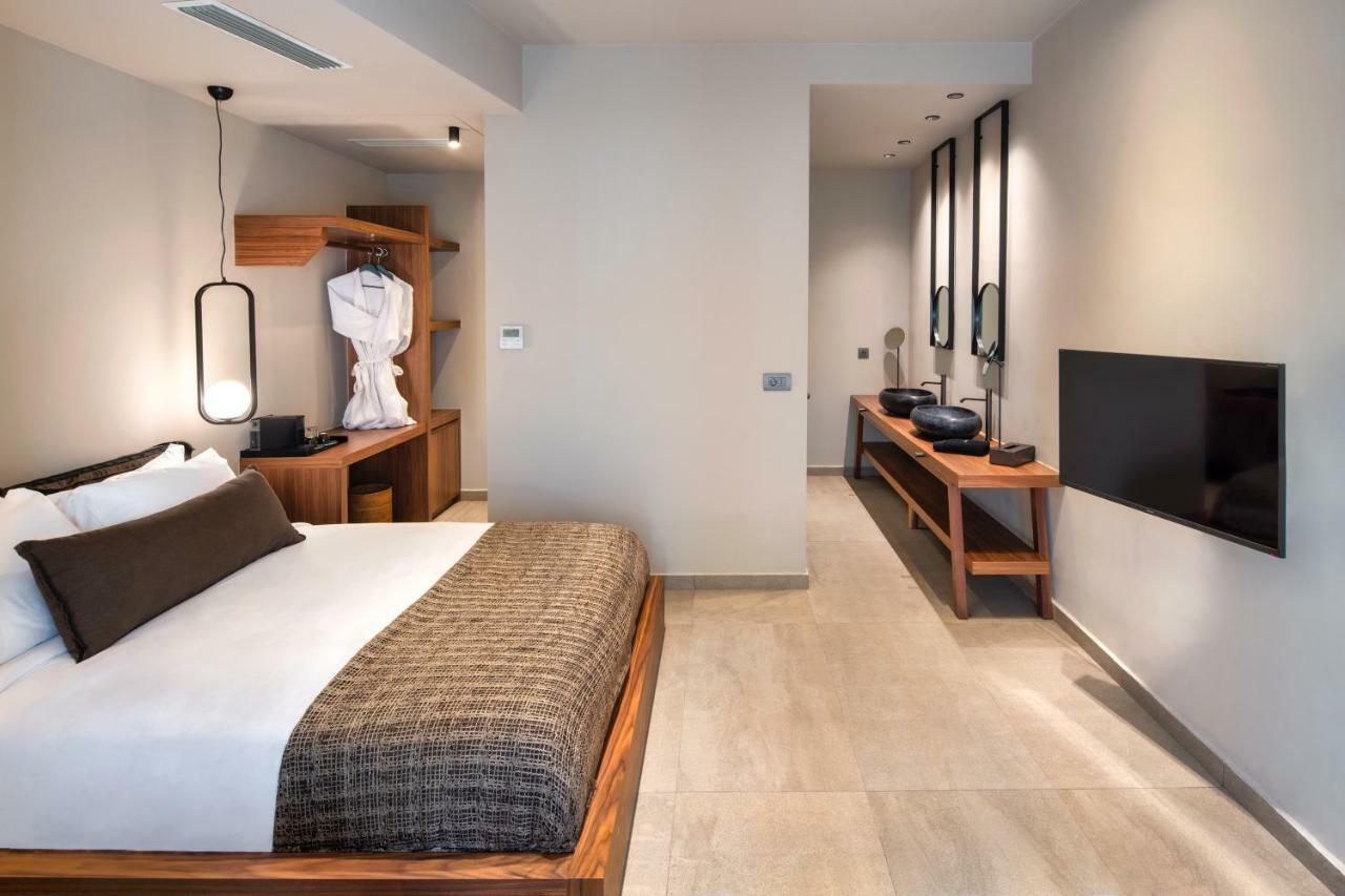 Uma Ray Suites Fira  Eksteriør bilde